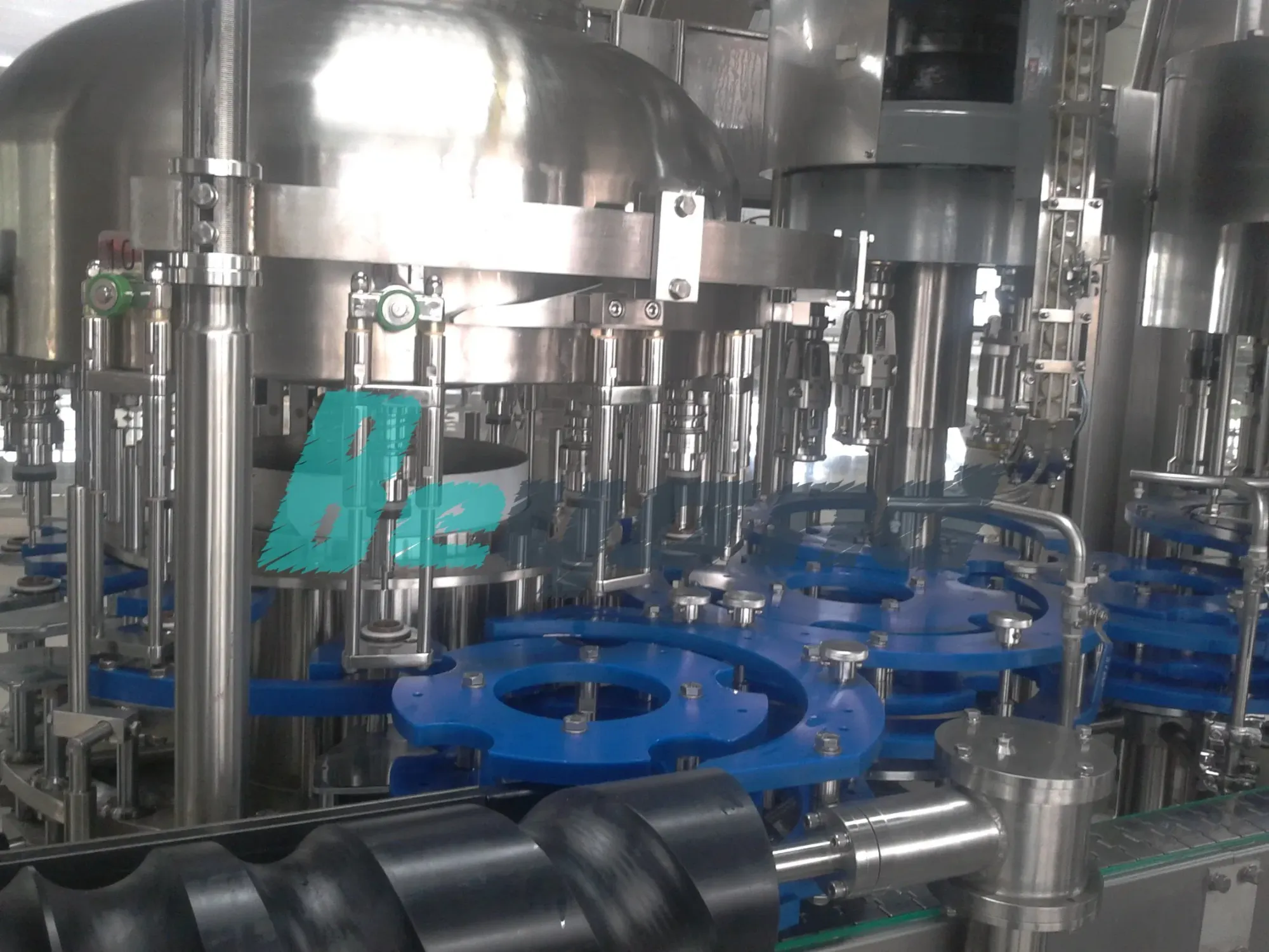 Автоматическая машина для заполнения жидкостей BY-250801 6