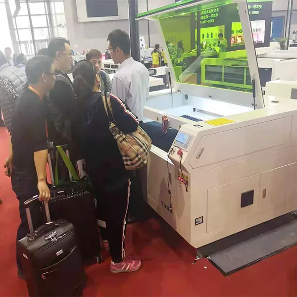 Профессиональный лазерный резак и гравировальная машина TXT-QG-1390 4