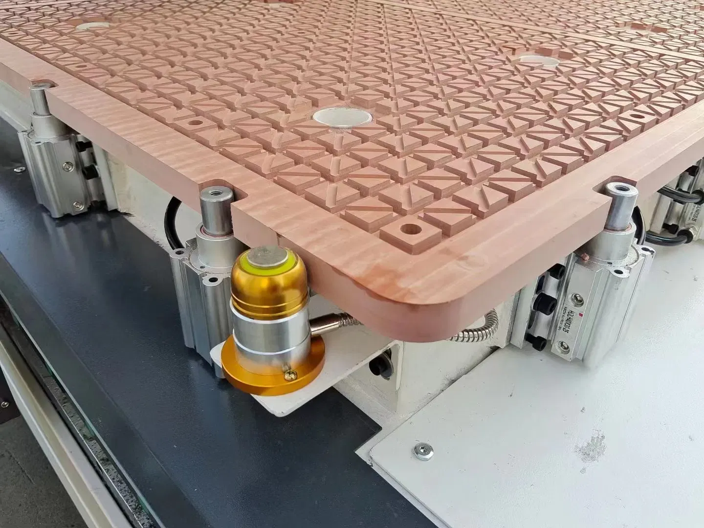 Автоматический ЧПУ фрезерный станок для деревообработки SX1328A-12 4