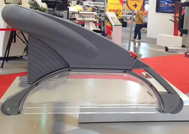 Автоматическая ленточная пила со столом CNC-32TA 3