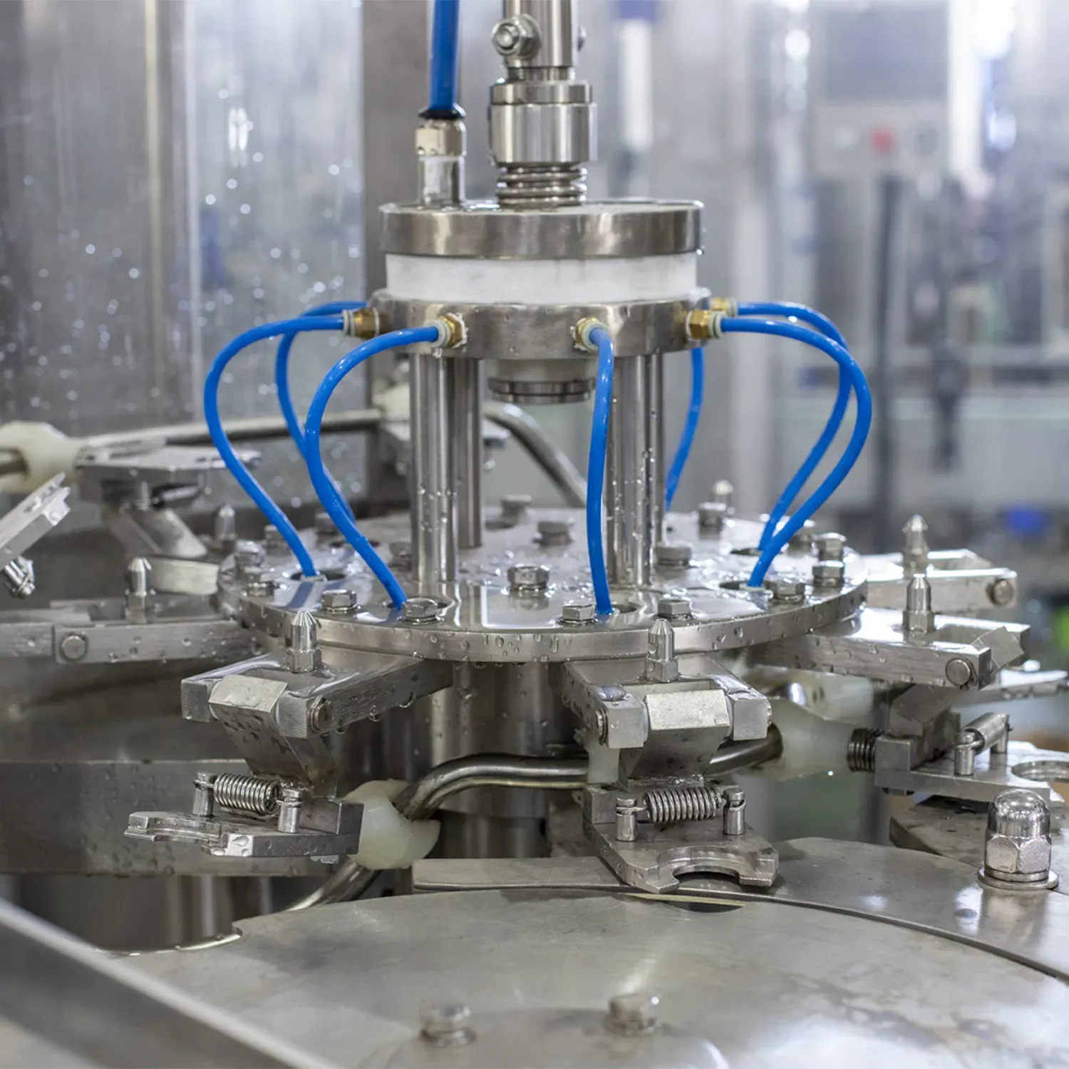 Автоматическая машина для промывки, наполнения и укупорки пластиковых бутылок с соком из свежих апельсинов BY-2020718 4