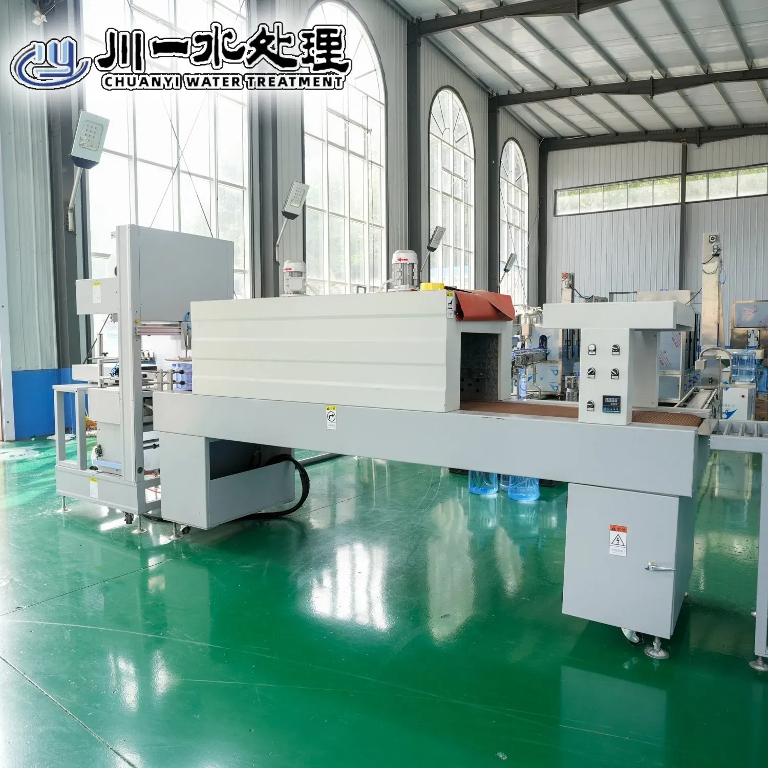 Автоматическая линия розлива чистой минеральной воды 3000 бутылок в час 6