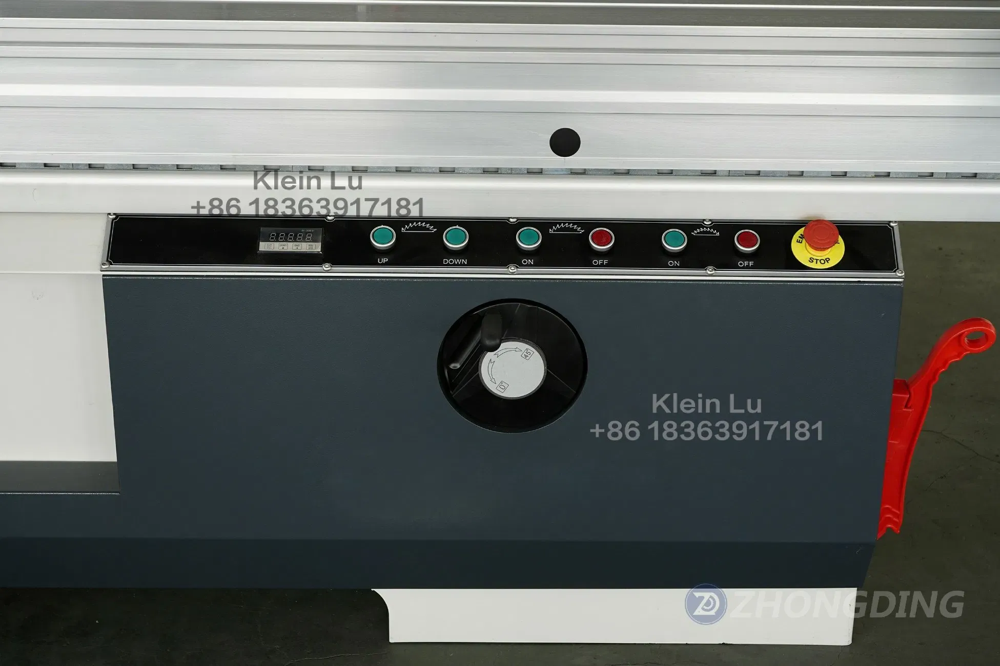 Ленточная пила со столом ZD3200 3