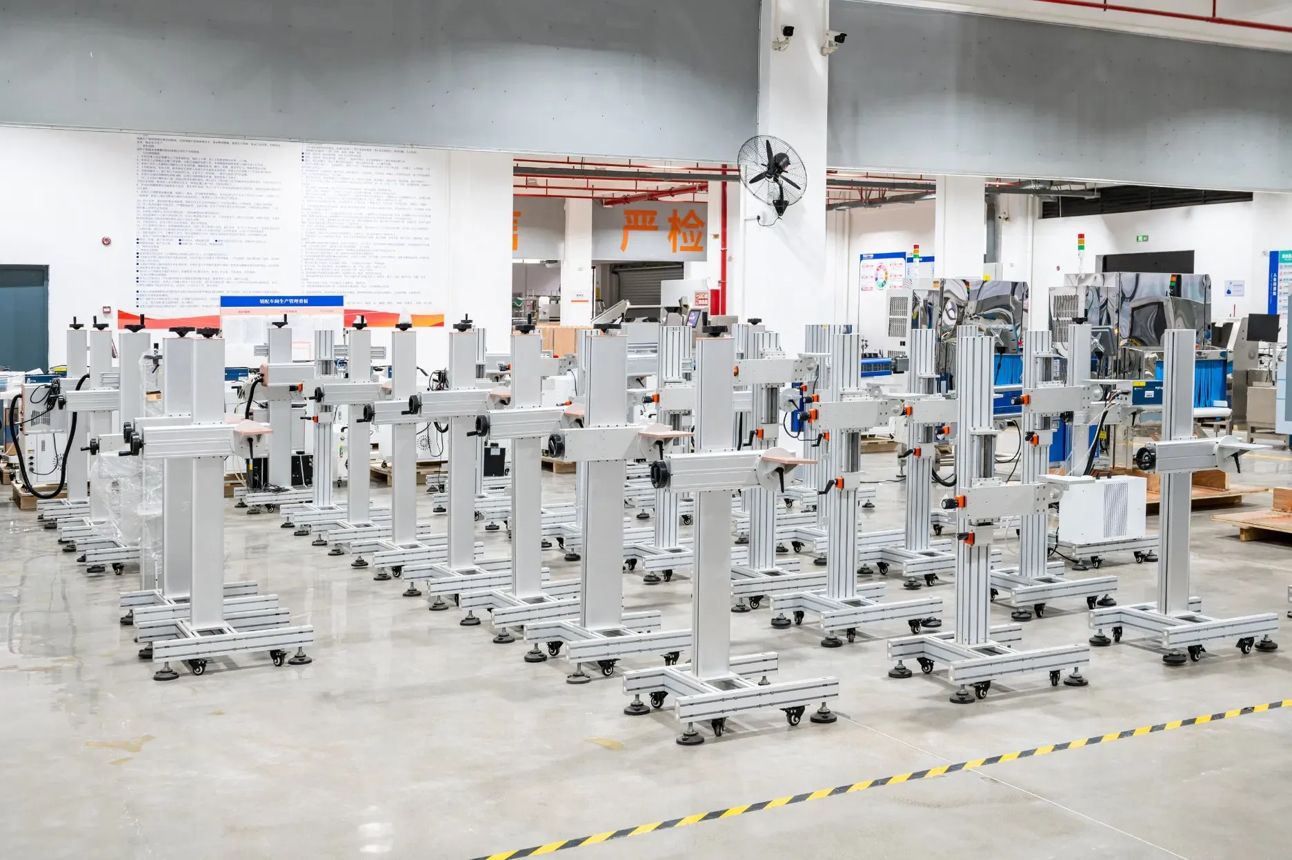 Современная 3W система лазерной маркировки с УФ-водяным охлаждением для упаковки 4