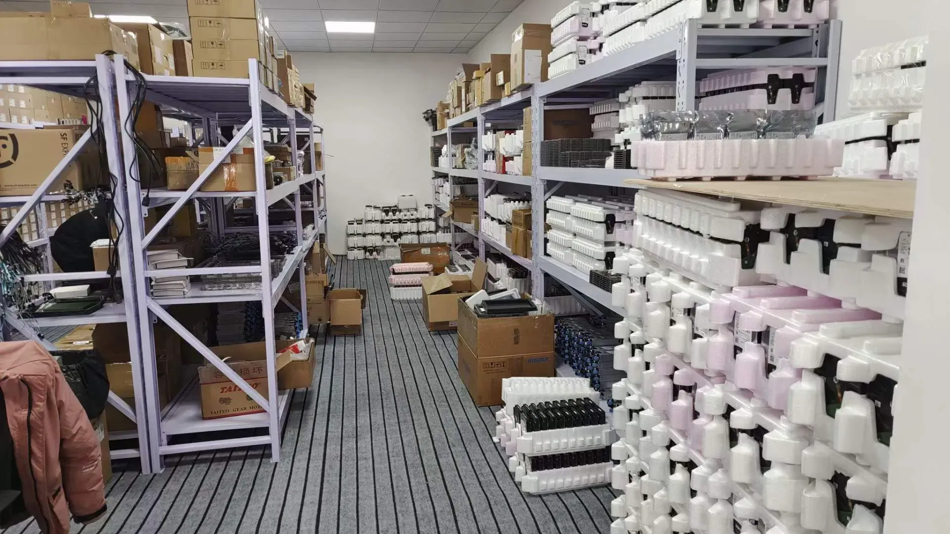 Внутренний жесткий диск для сервера ST16000VE002 16TB 7200rpm 3.5 дюймов 6