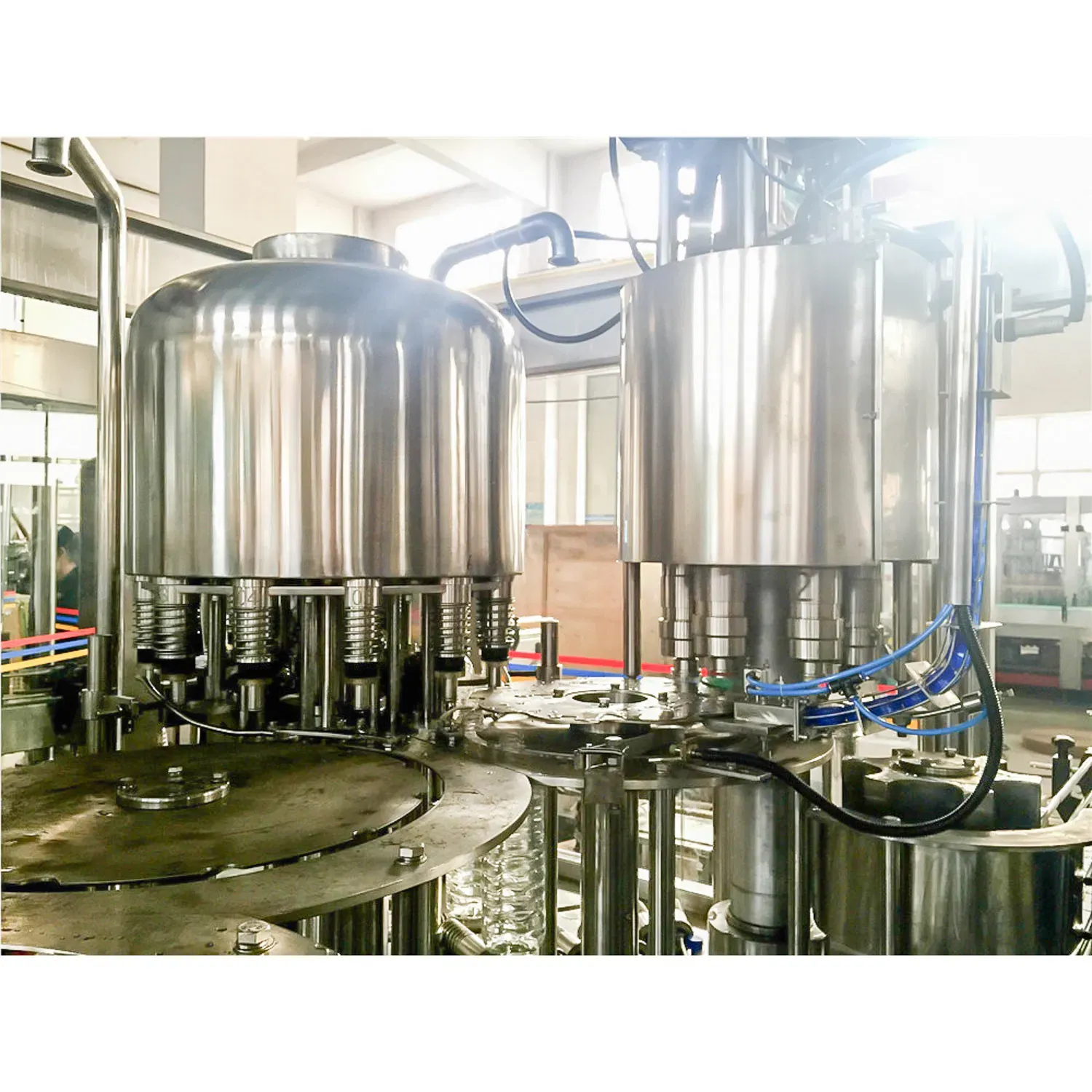 Автоматическая 3 в 1 Пластиковая маленькая бутылка машина для мойки, наполнения и укупорки 3