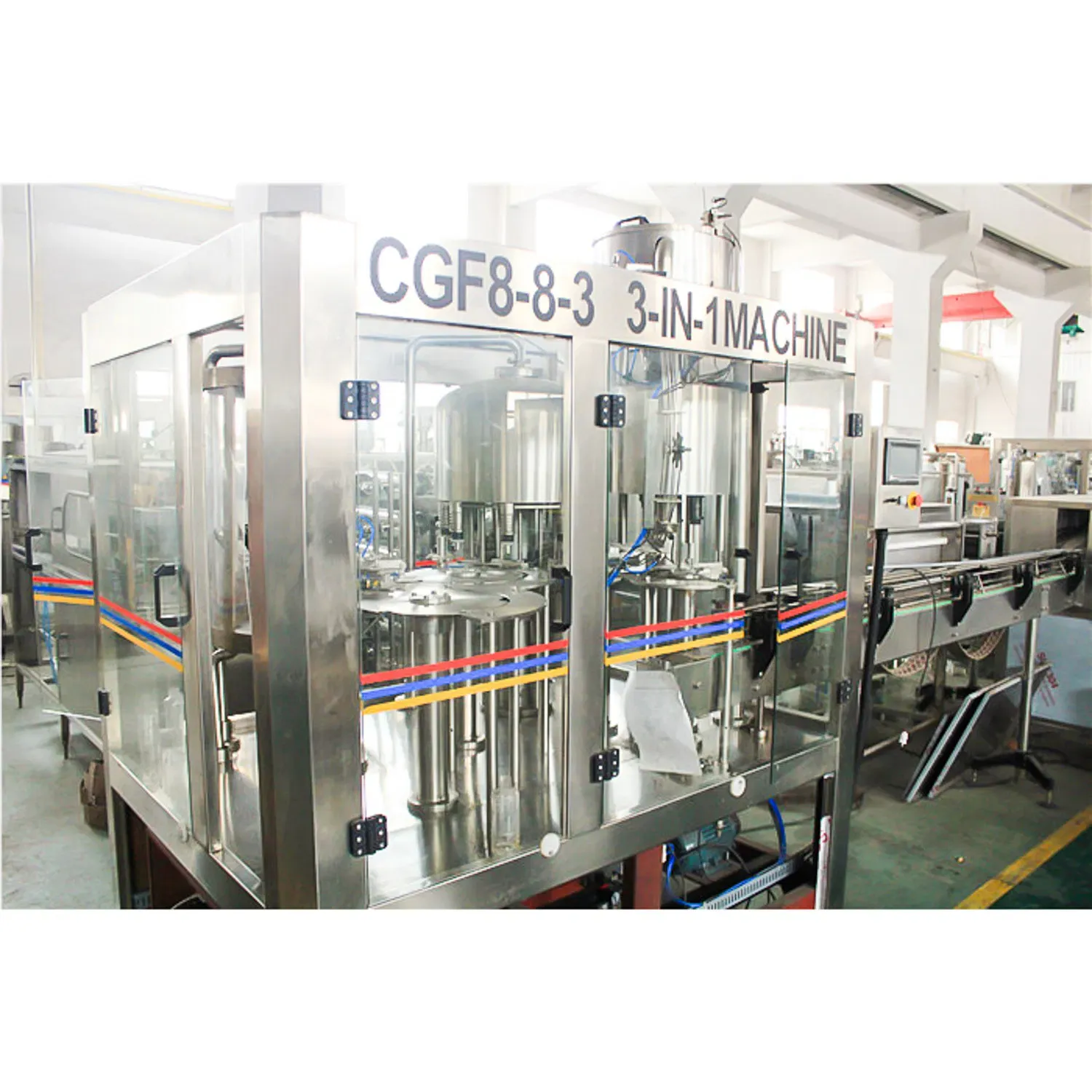 Автоматическая 3 в 1 Пластиковая маленькая бутылка машина для мойки, наполнения и укупорки 4