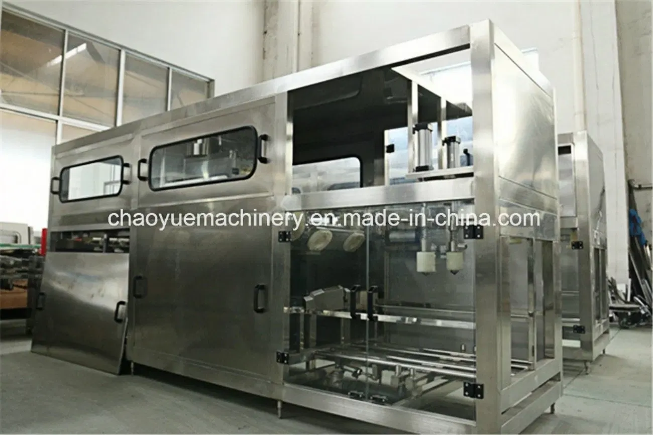 Автоматическая машина для розлива, укупорки и герметизации очищенной воды в бутыли 5 галлонов / 19 л 2