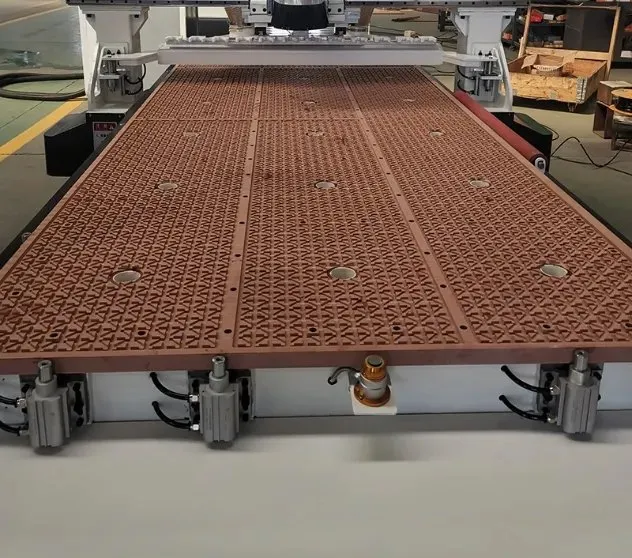 Автоматический ЧПУ деревообрабатывающий станок 3