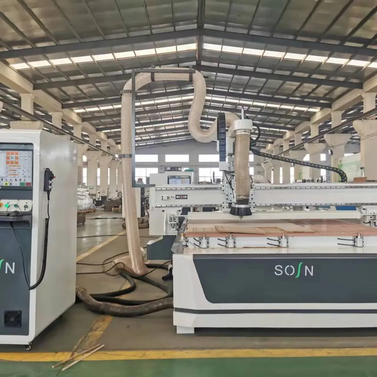 Автоматический ЧПУ деревообрабатывающий станок 6