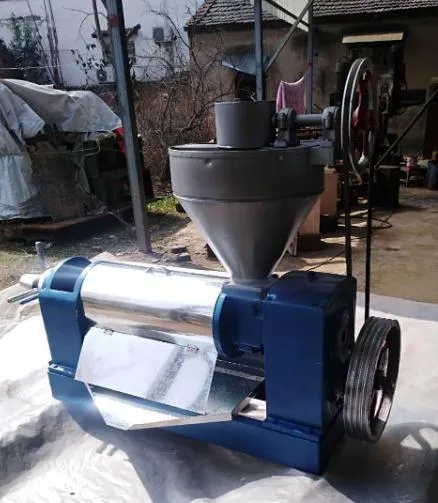 Автоматический маслопресс YS-95A 3