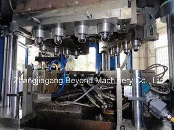 Автоматическая линия розлива газированных напитков в ПЭТ-бутылки 6