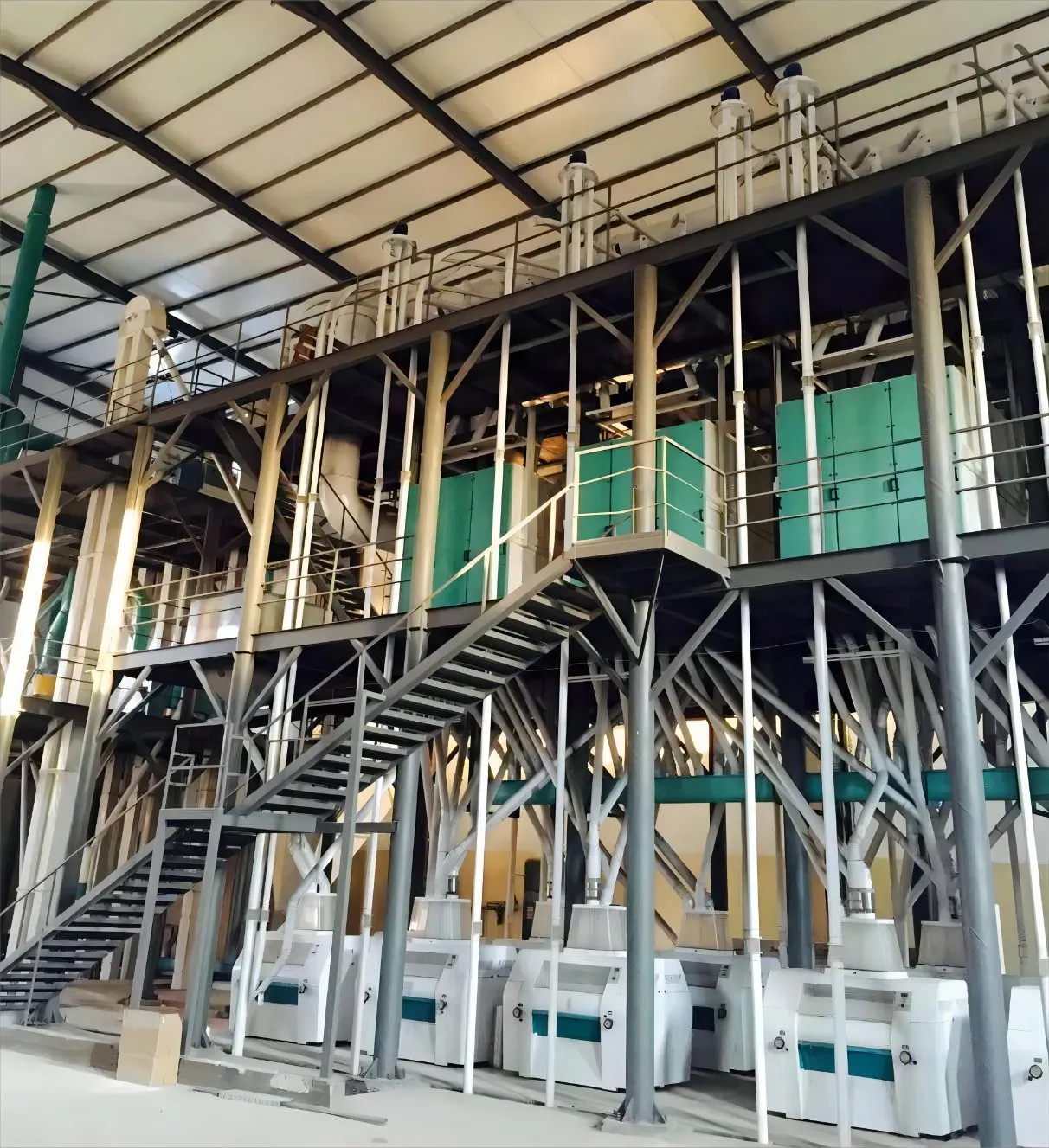 Автоматическая пшеница кукуруза кукуруза крупа рисовая ролька Мочка Мукомольная мельница фрезерная машина 4