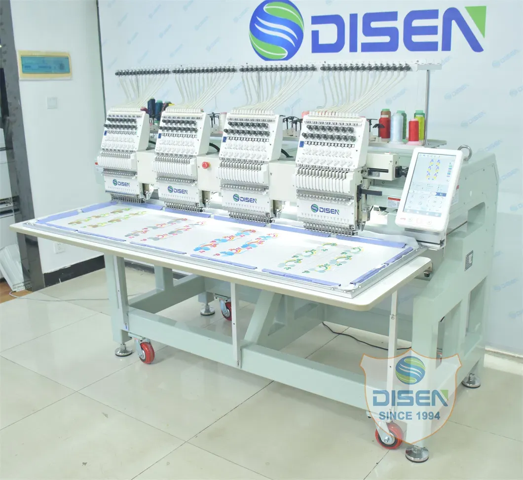 Промышленный компьютер с четырьмя головками для вышивания на одежде 2