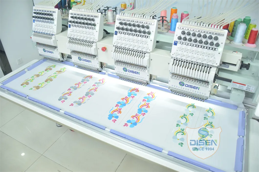 Промышленный компьютер с четырьмя головками для вышивания на одежде 6