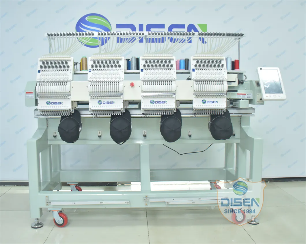 Промышленный компьютер с четырьмя головками для вышивания на одежде 4