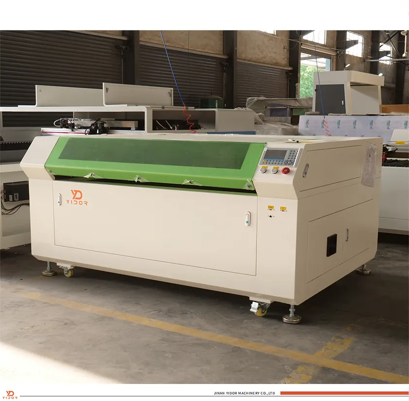 Профессиональный CO2 лазерный гравировальный станок 100W для дерева 4