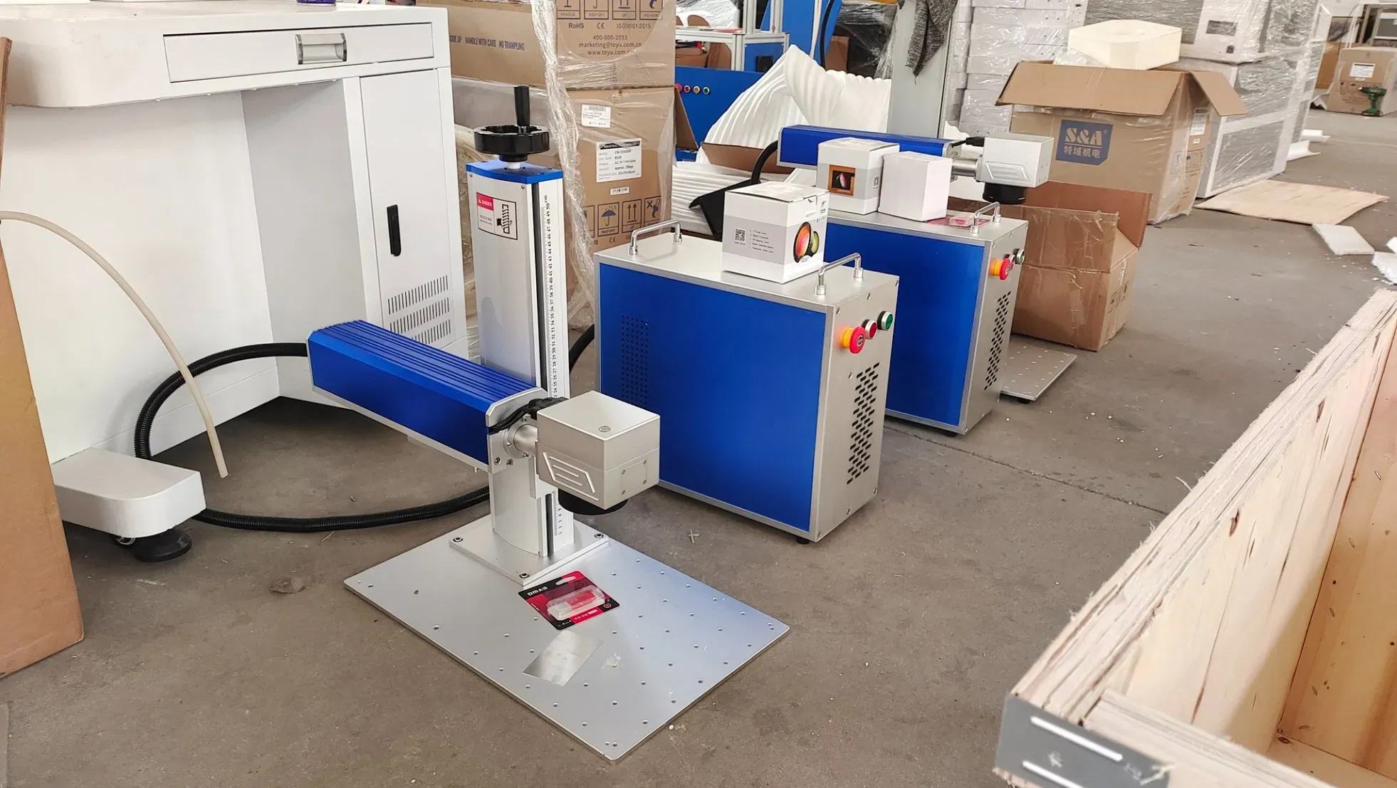 Профессиональный лазерный гравировальный станок JPT Mopa M7 100W 3