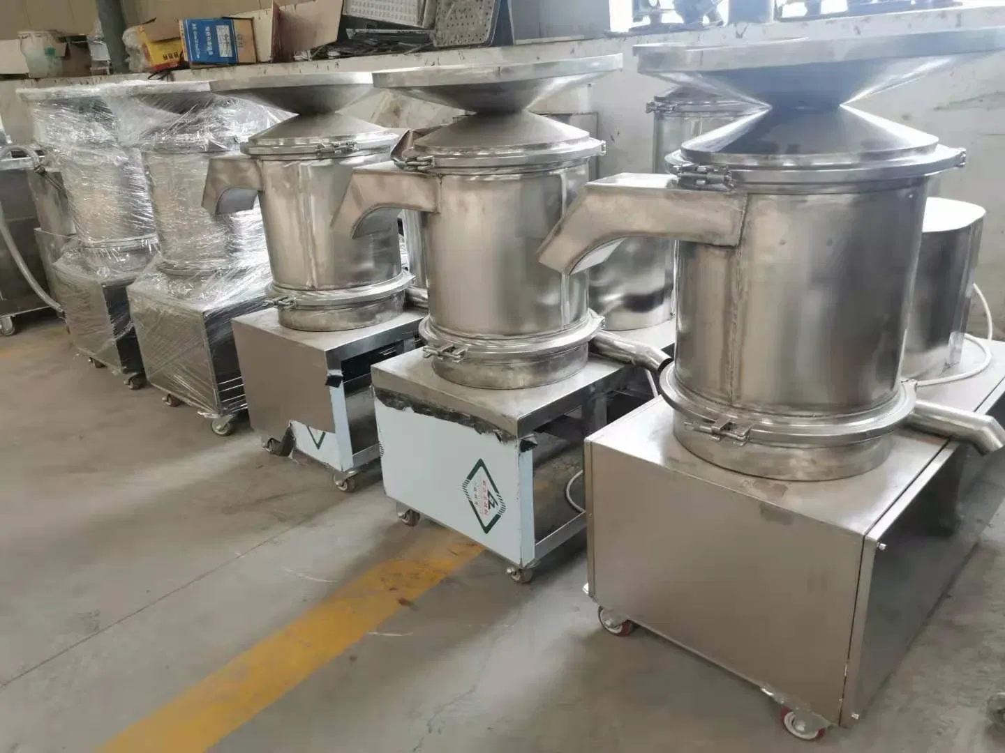 Автоматическая машина для разделения яичной скорлупы и яичного белка большой ёмкости 6