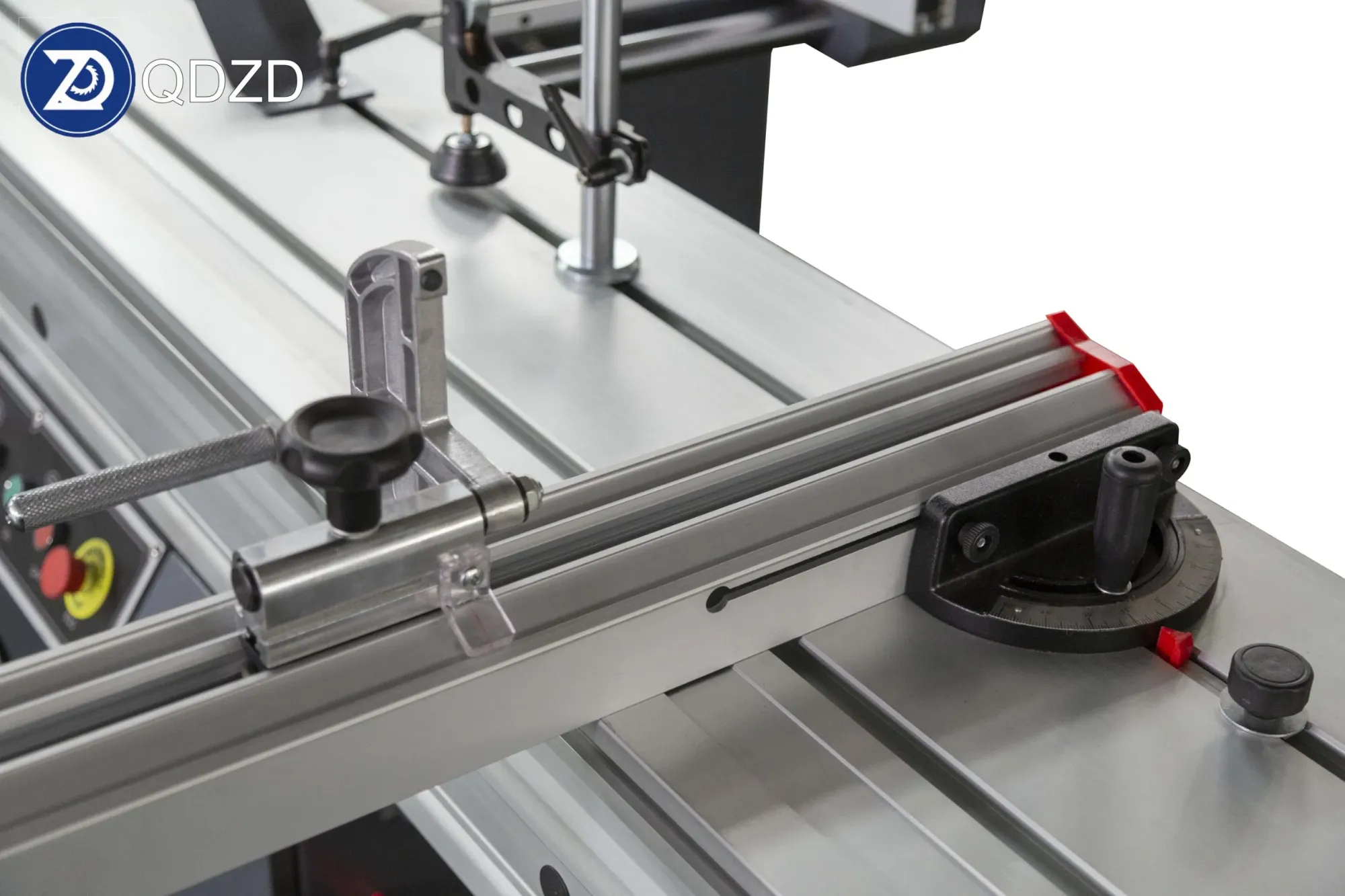 Профессиональная ленточная пила со столом для деревообработки 6
