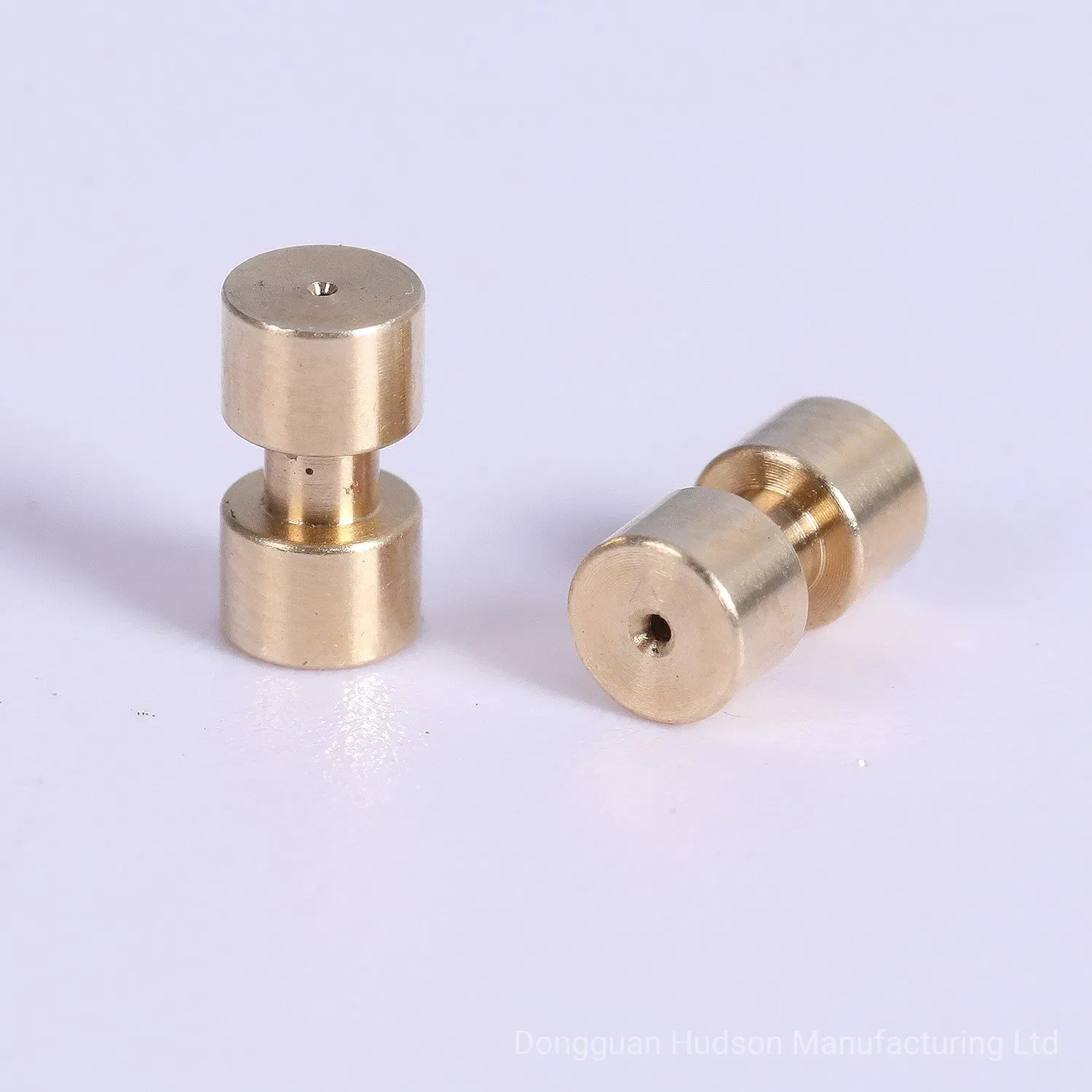 Токарные детали регулятора напряжения из латуни с ЧПУ 2