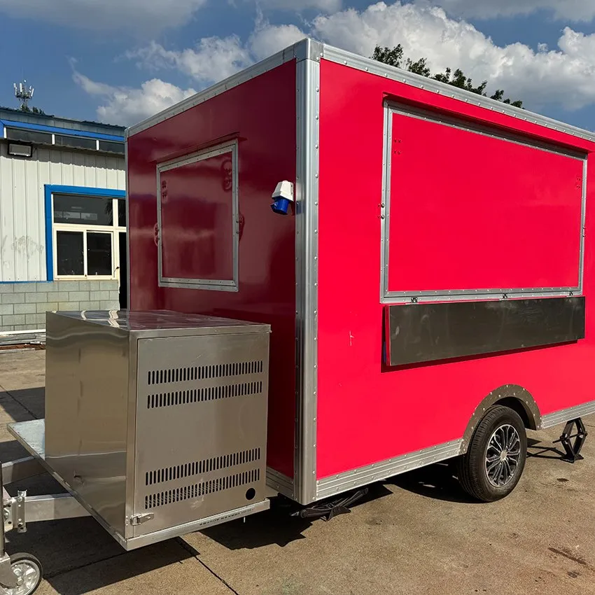 Мобильный прицеп для пищевых продуктов 3