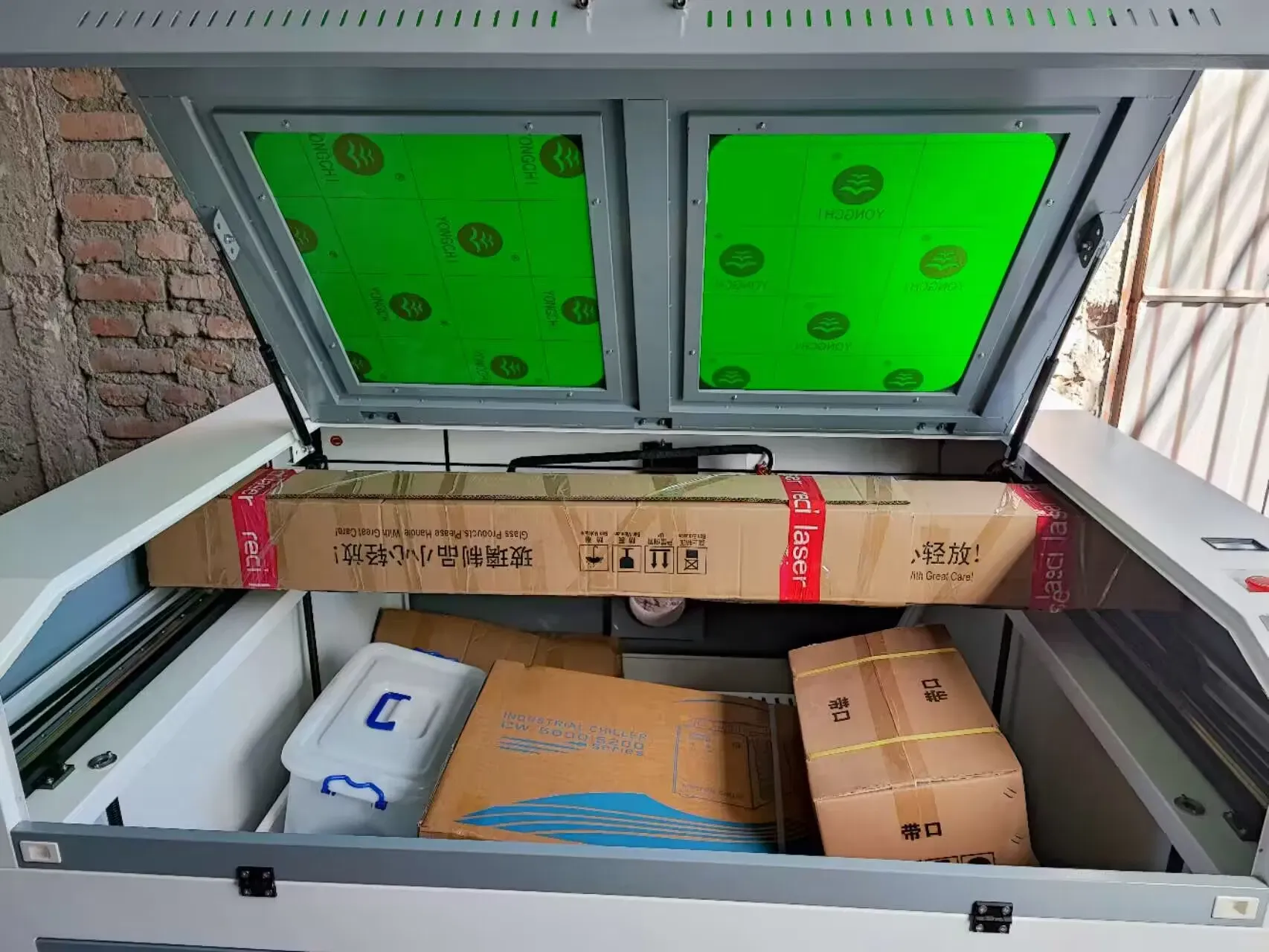 Профессиональный лазерный резак CO2 с автофокусом 2