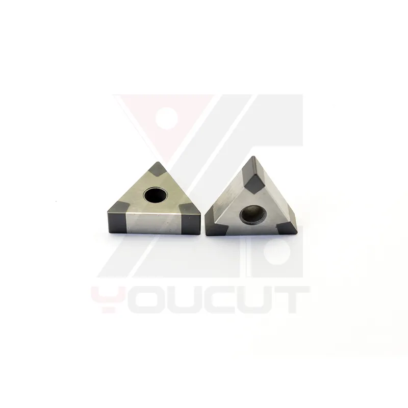 Резец для токарной обработки с индексируемыми вставками из алмаза 5