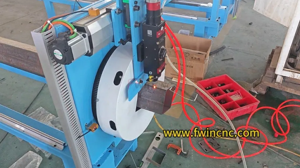 Профессиональный волоконный лазерный трубный резак 6м 12м 6