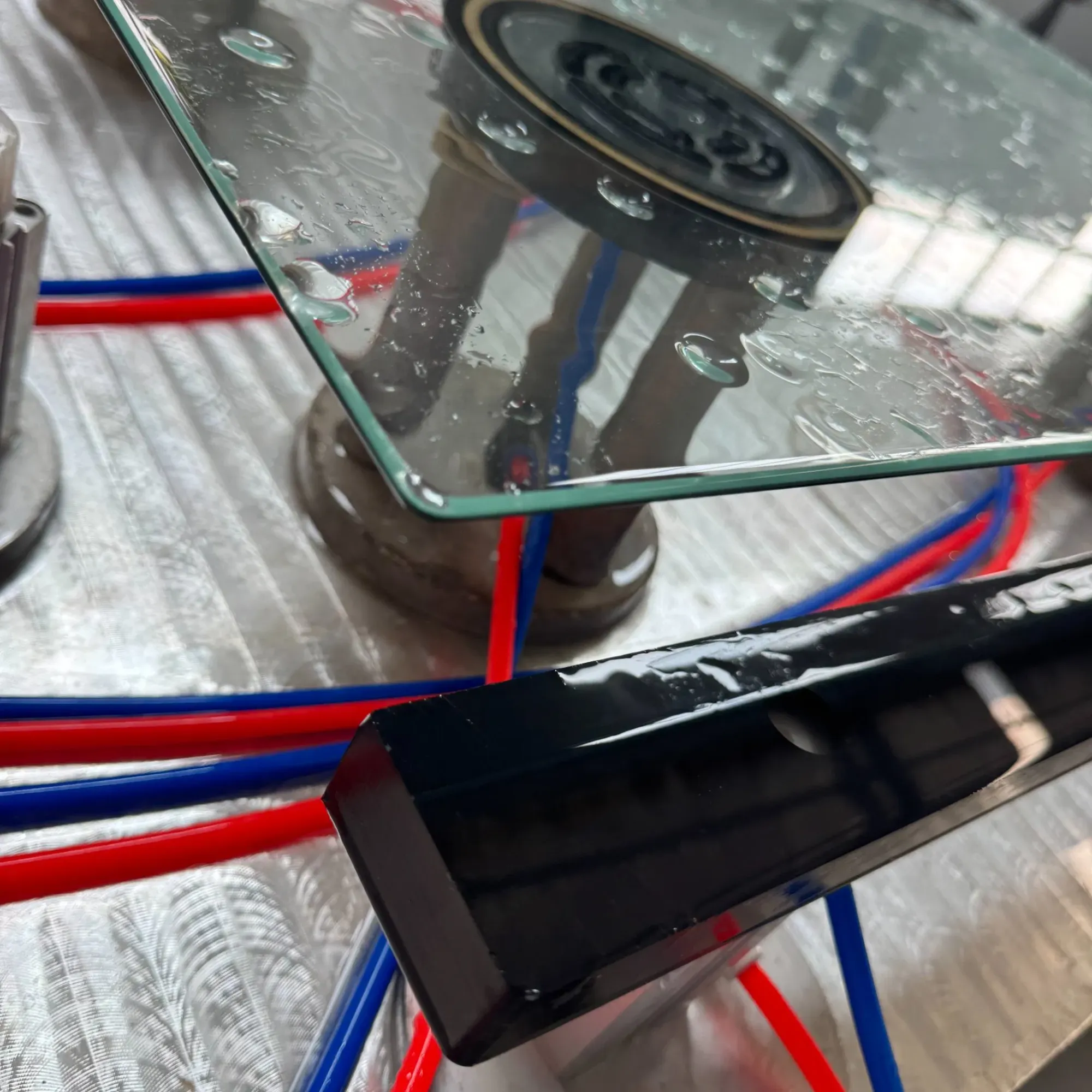 Центр обработки стекла с ЧПУ для фрезеровки, сверления, шлифовки и полировки стекла 4