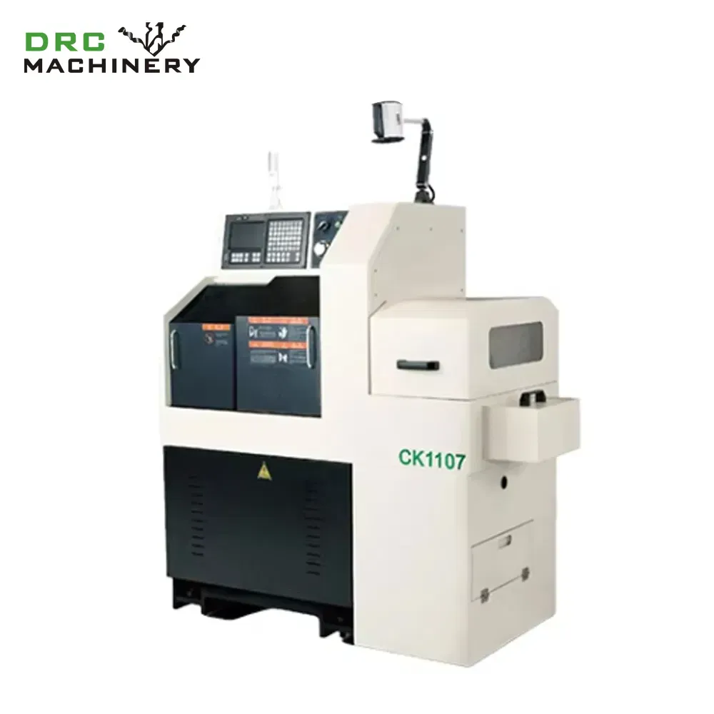 ЧПУ токарный станок CK1107 с автоматической подачей прутка