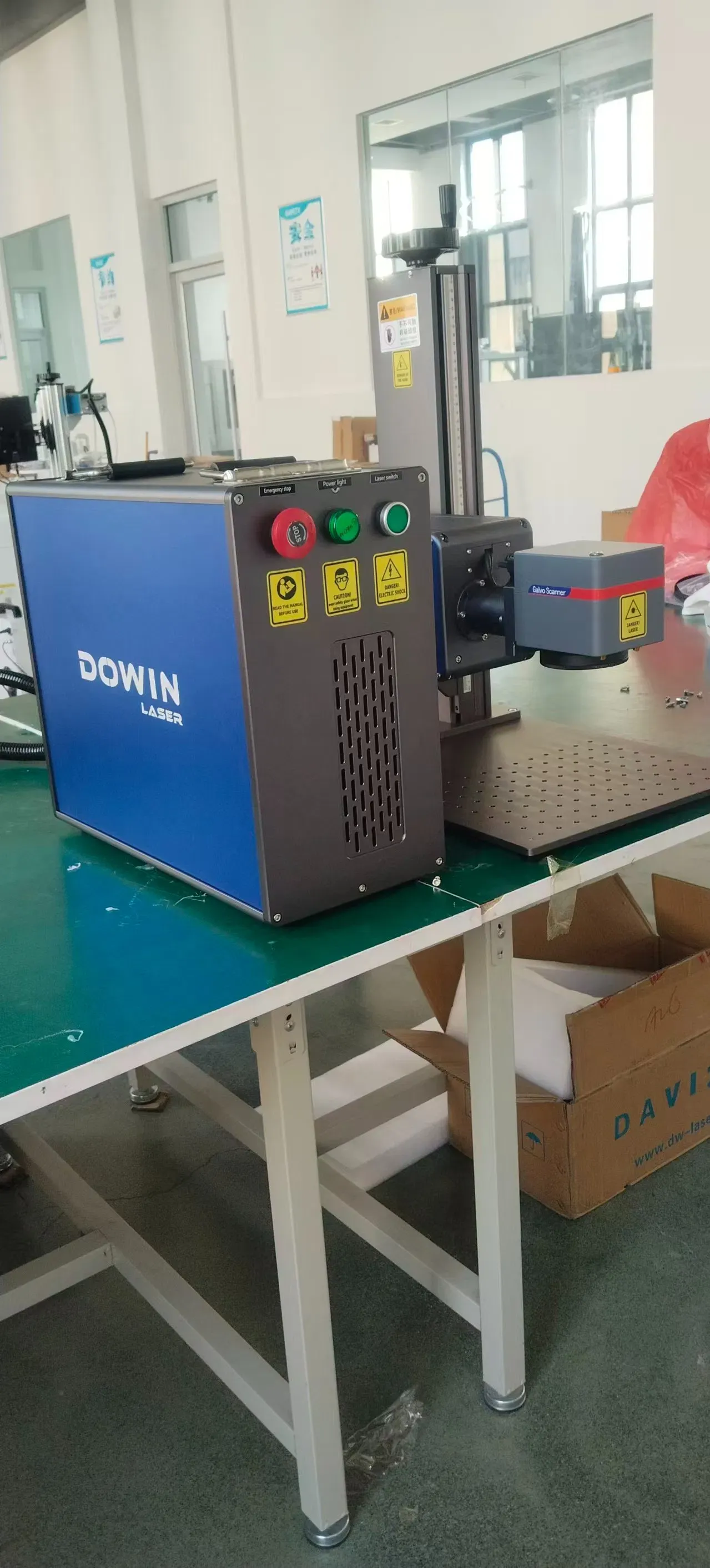 Профессиональная CO2 лазерная маркировочная машина с углекислым газом 3