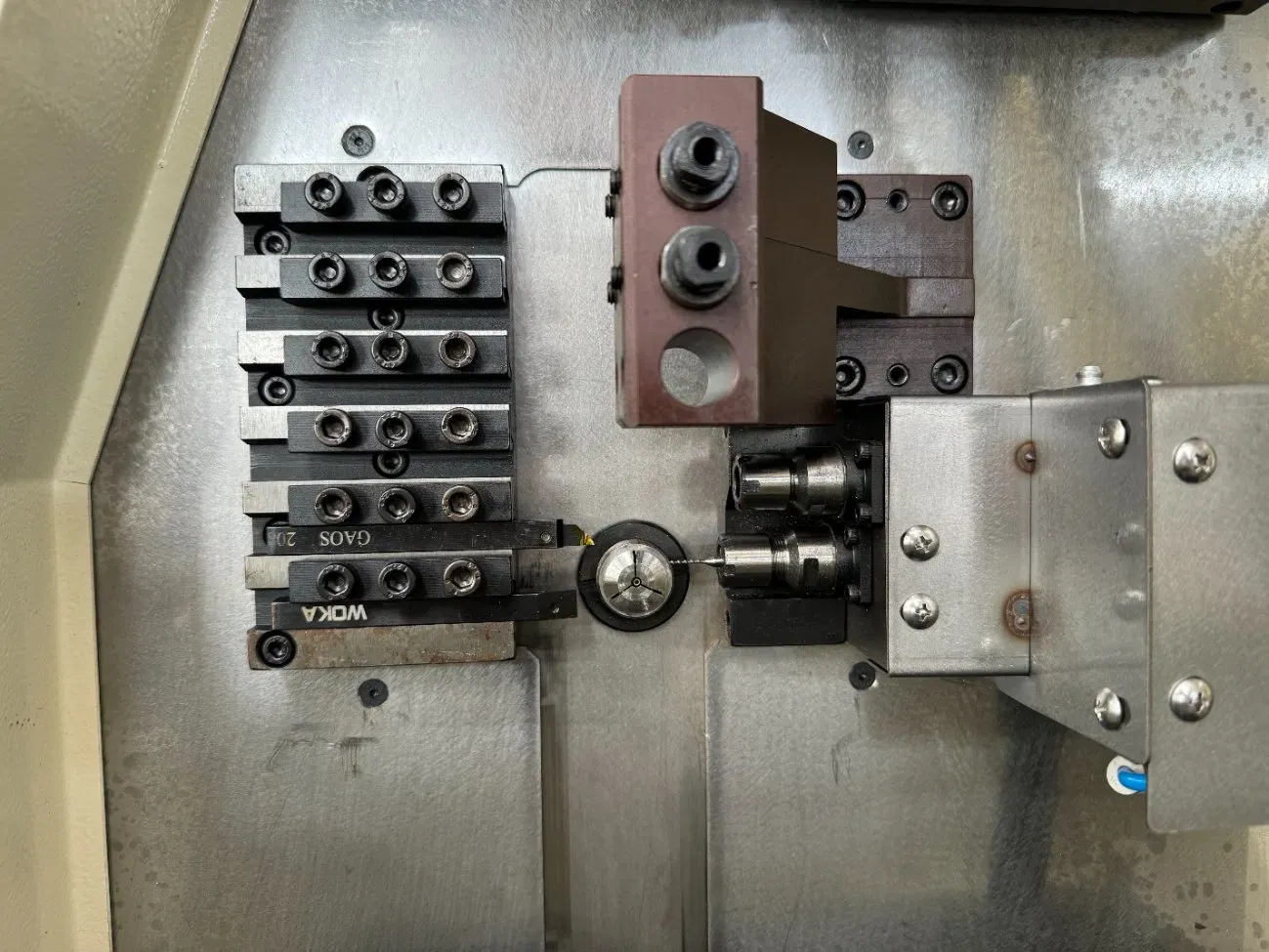 CK1107D Высокоточная швейцарская токарная машина с ЧПУ для обработки металлов 5