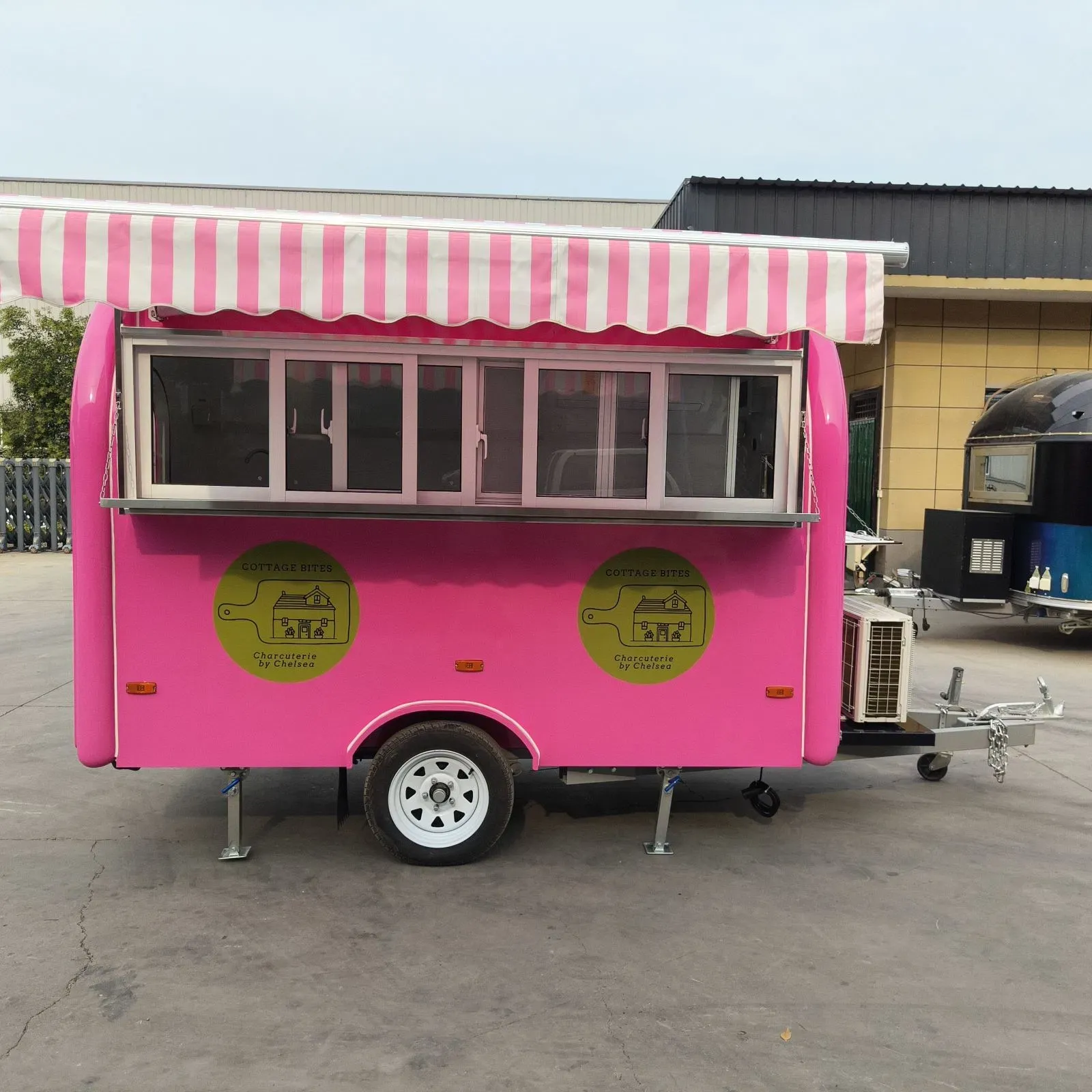 Мобильный уличный трейлер для еды из оцинкованной стали и нержавеющей стали 3