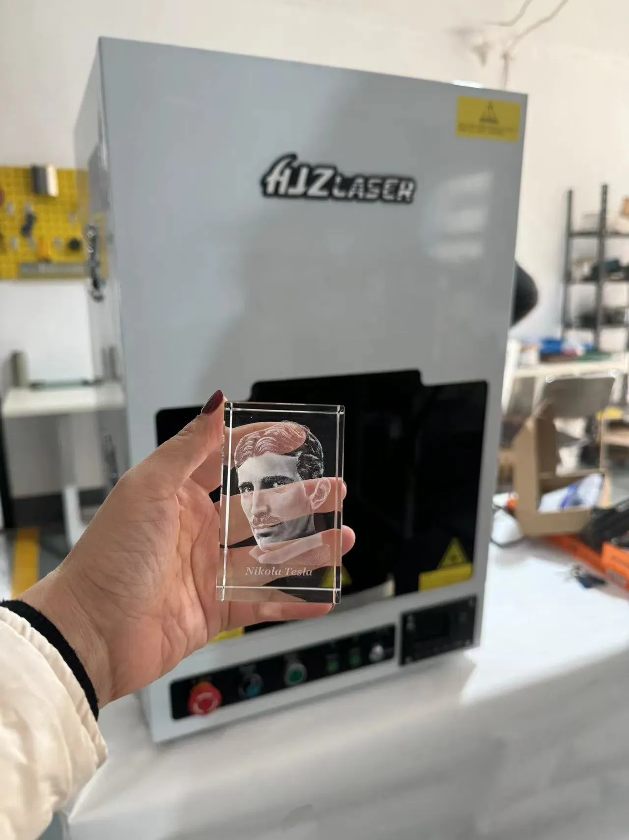 Профессиональная лазерная машина для внутренней гравировки стекла и кристалла 2