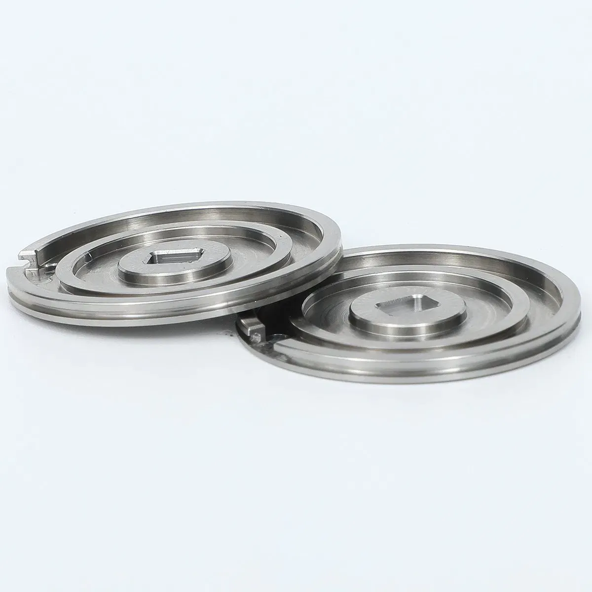 Профессиональное изготовление металлических и пластмассовых деталей с ЧПУ 2