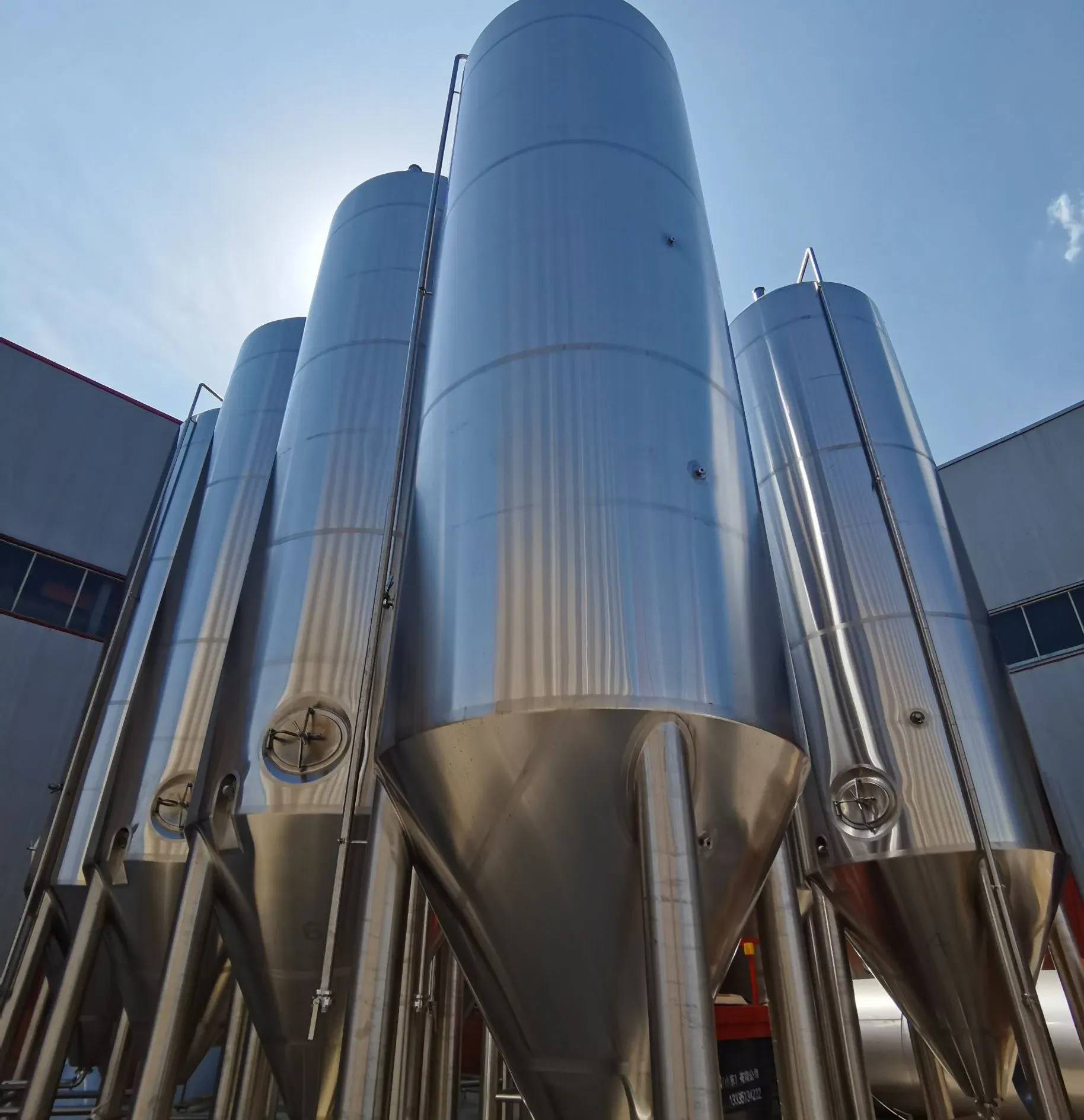 Кастомизированный пивоваренный ферментационный танк 6