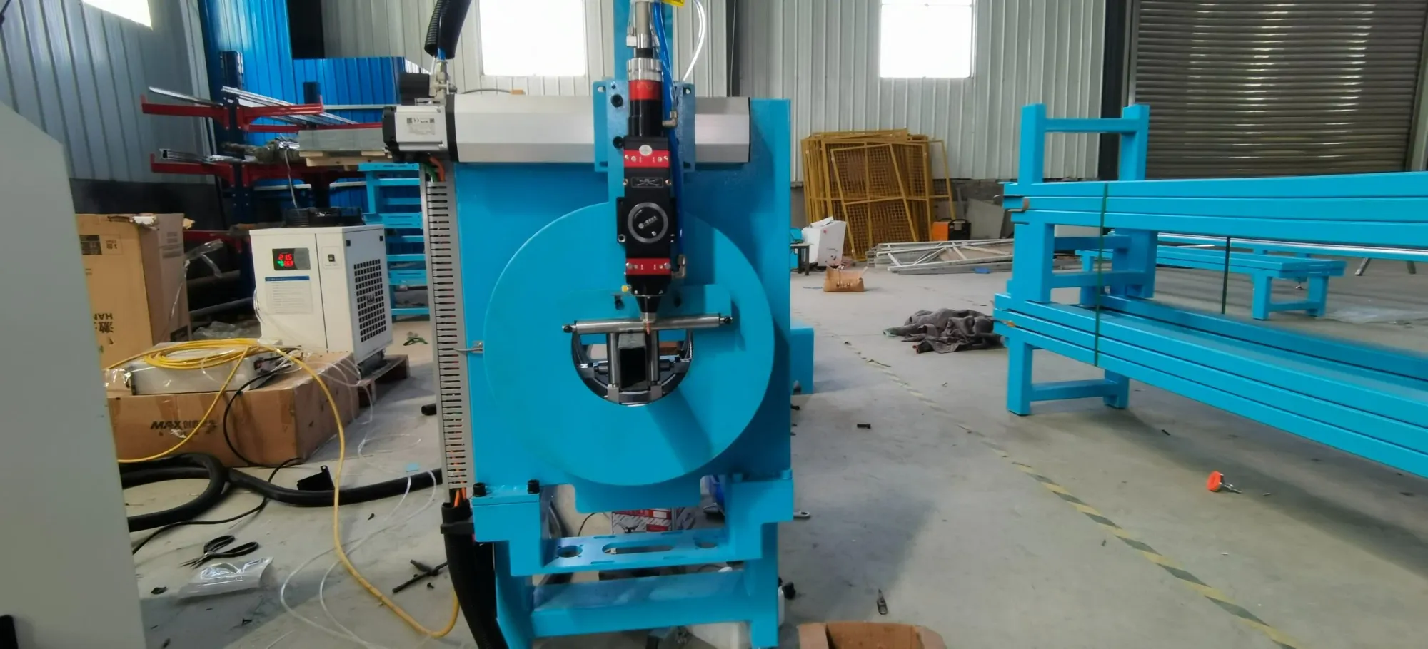 Профессиональная лазерная резка труб для металлических и алюминиевых труб 6