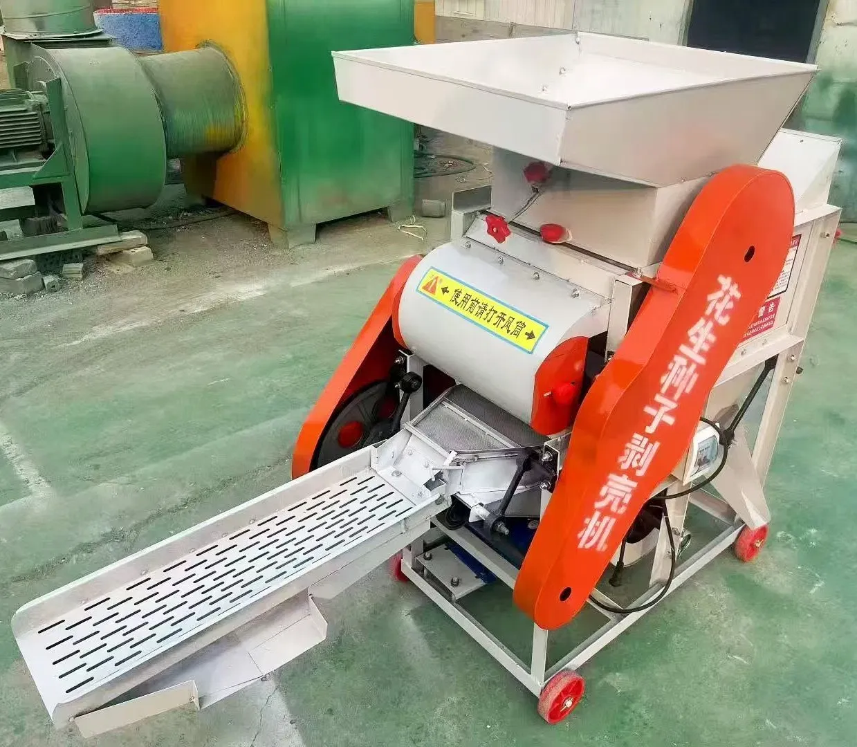 Дизельный электрический орехообдирщик для арахиса 4