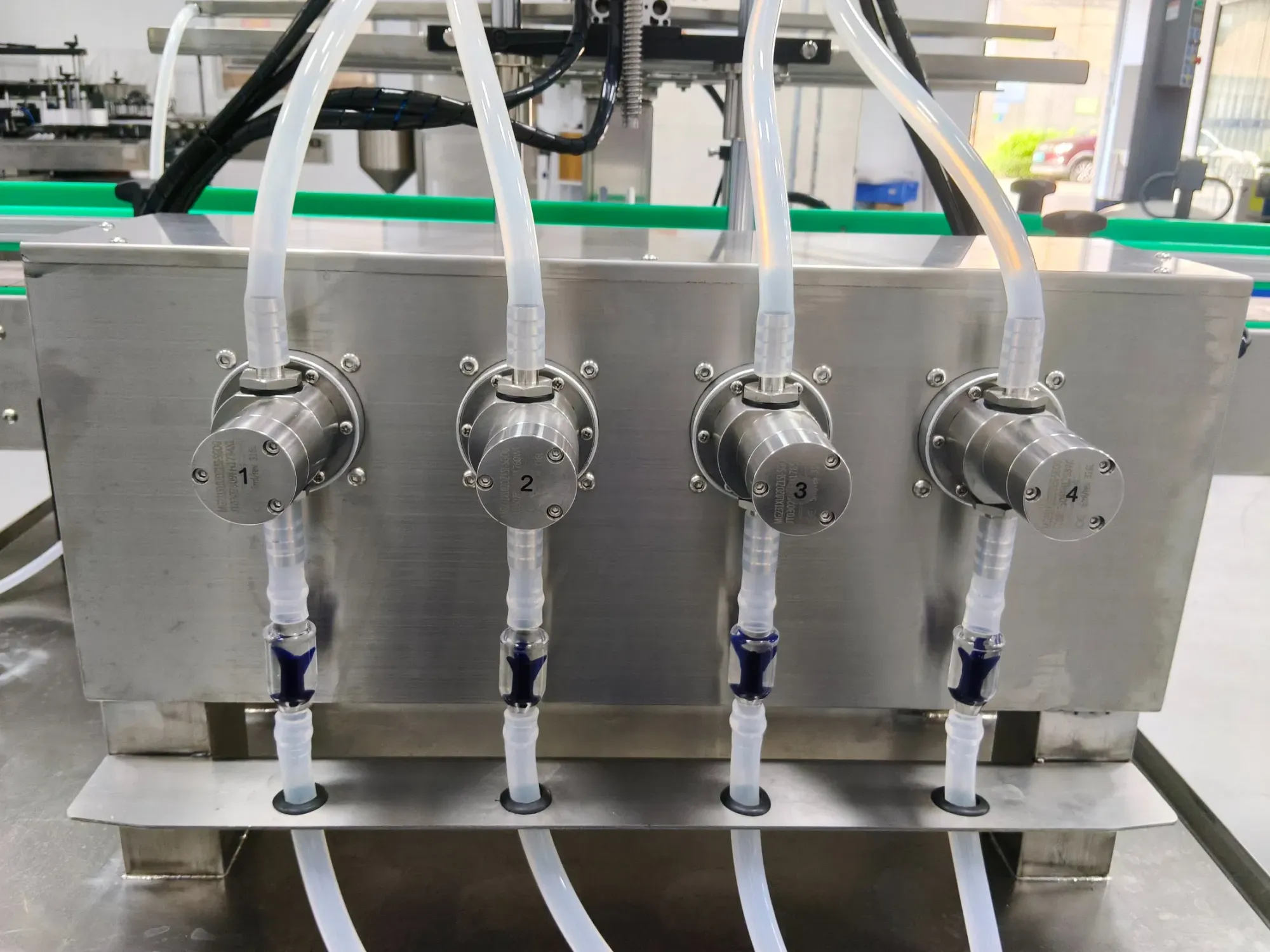 Автоматическая линия для розлива и укупорки бутылок FCP 6