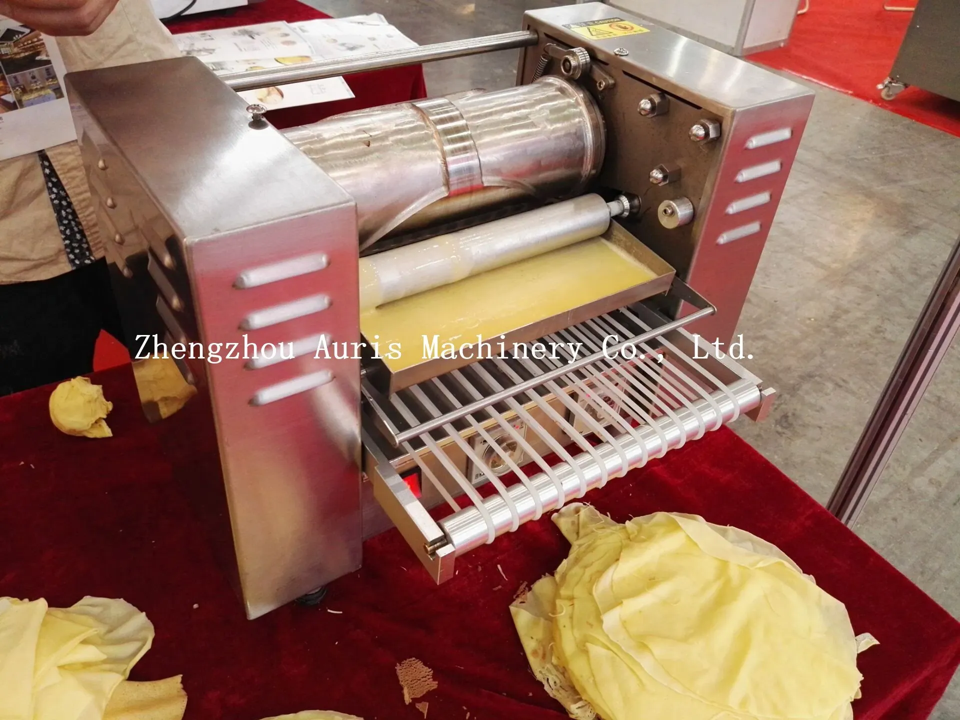 Электрическая машина для приготовления крепов и блинов 6