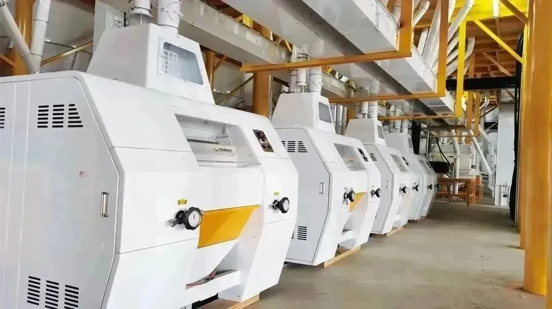 Молотковая дробилка для кукурузы, производительность 2-5 т/ч 5