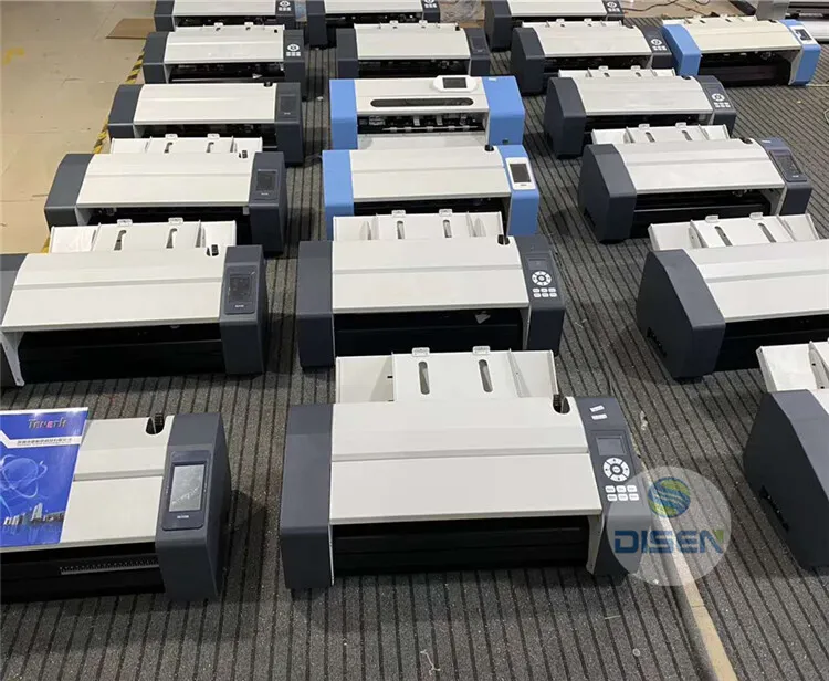 Автоматический станок для резки этикеток формата A3 6