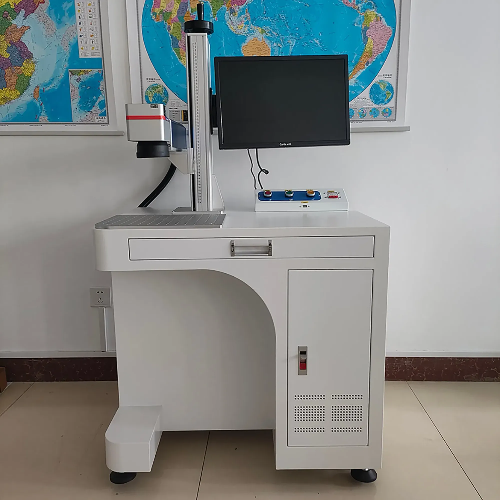 Лазерная маркировочная машина XH-C-30W 2