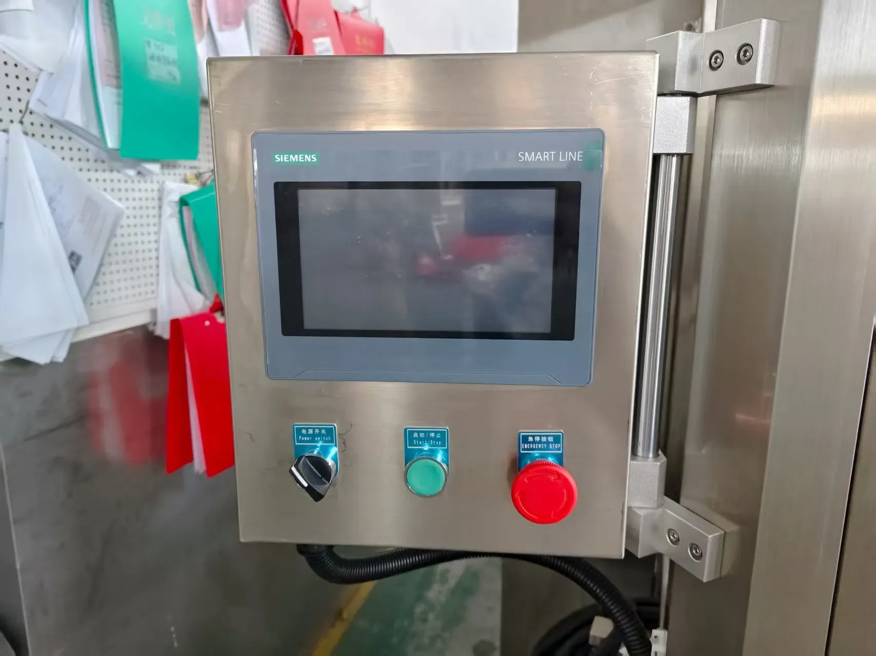 Автоматическая машина для заполнения сервопоршня для жидкостей 4