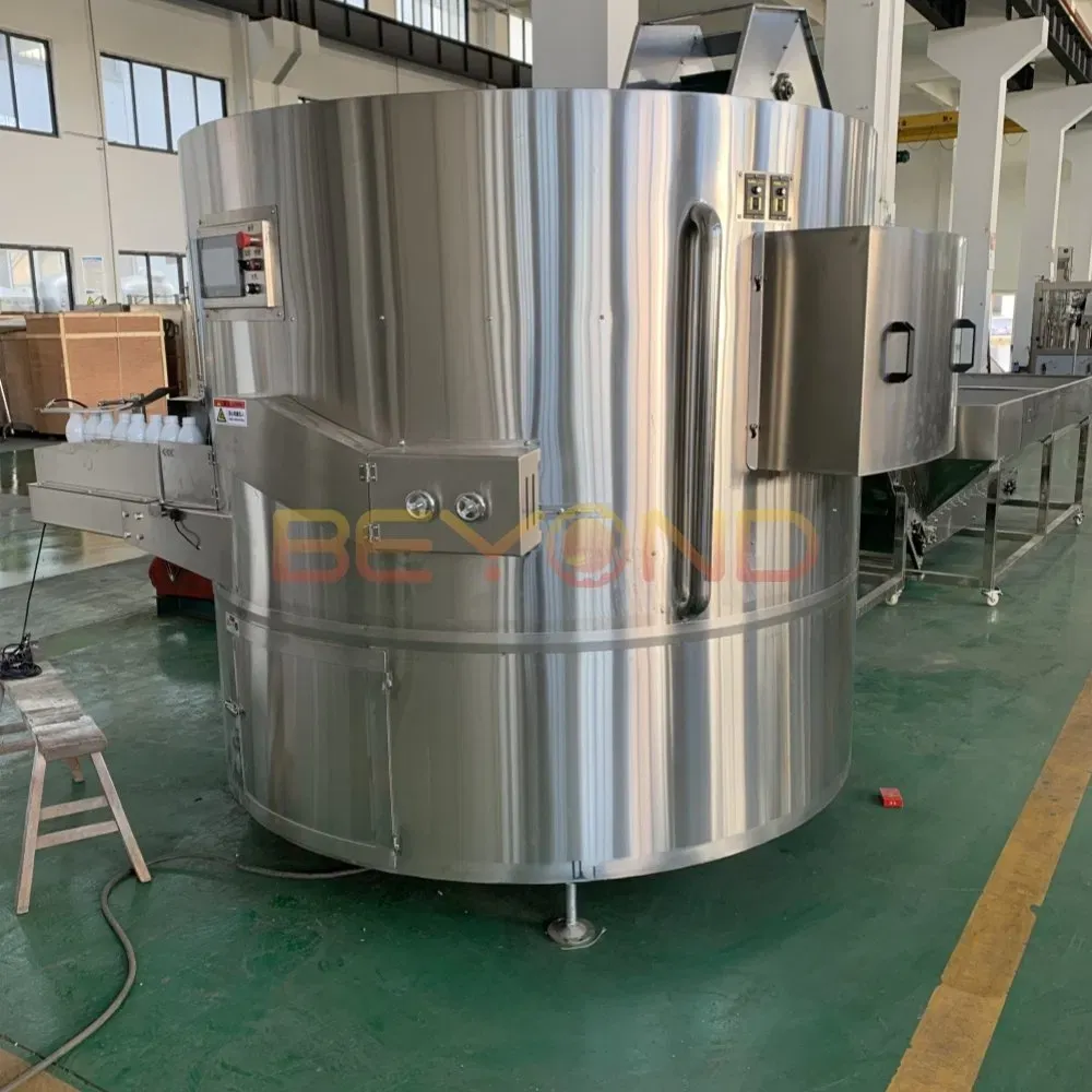 Полностью автоматическая высокотехнологичная машина для расфасовки чистой питьевой минеральной воды в пластиковые бутылки 2