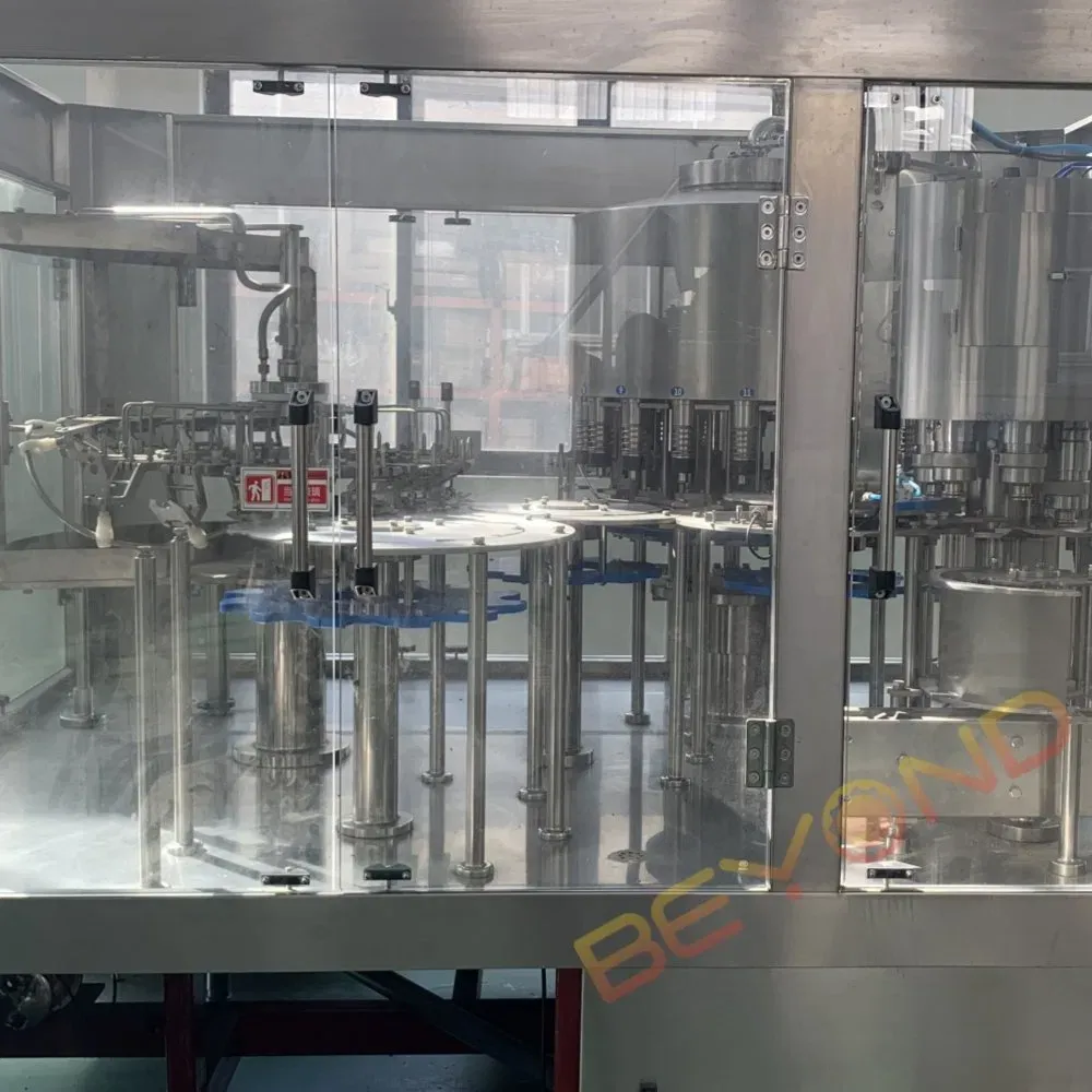 Полностью автоматическая машина для розлива и укупорки бутылок с водой BY-250403