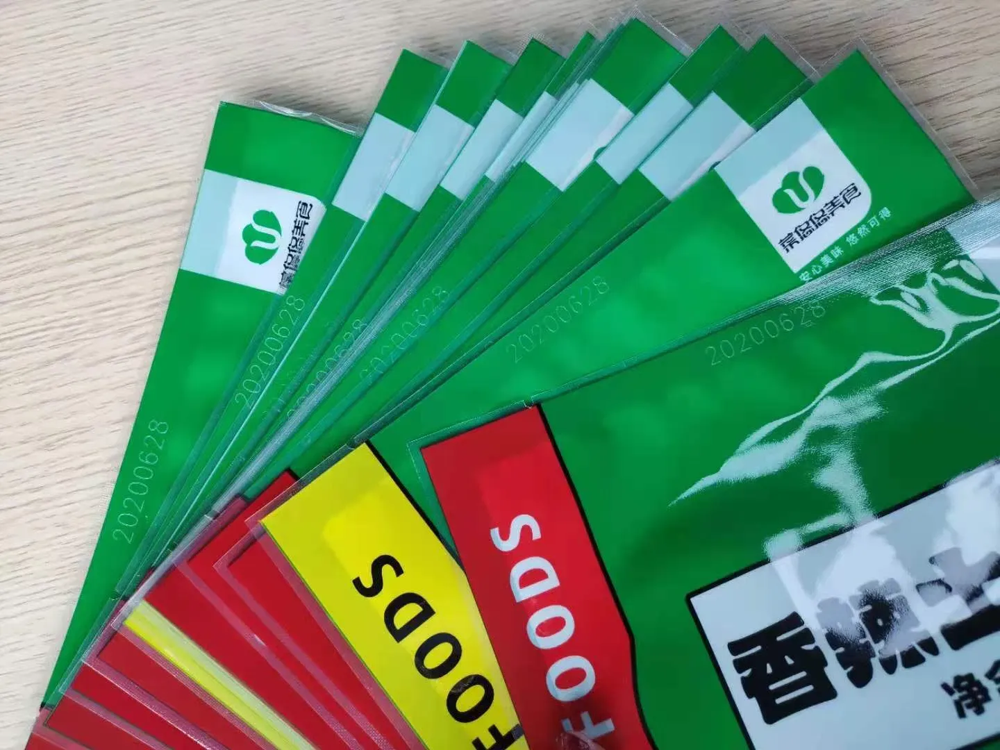 Профессиональный лазерный принтер для маркировки стеклянных бутылок вина 5