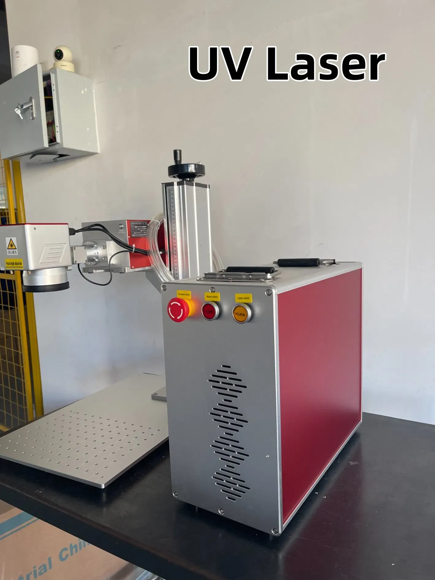 Профессиональная УФ-лазерная маркировочная машина для прозрачных элайнеров