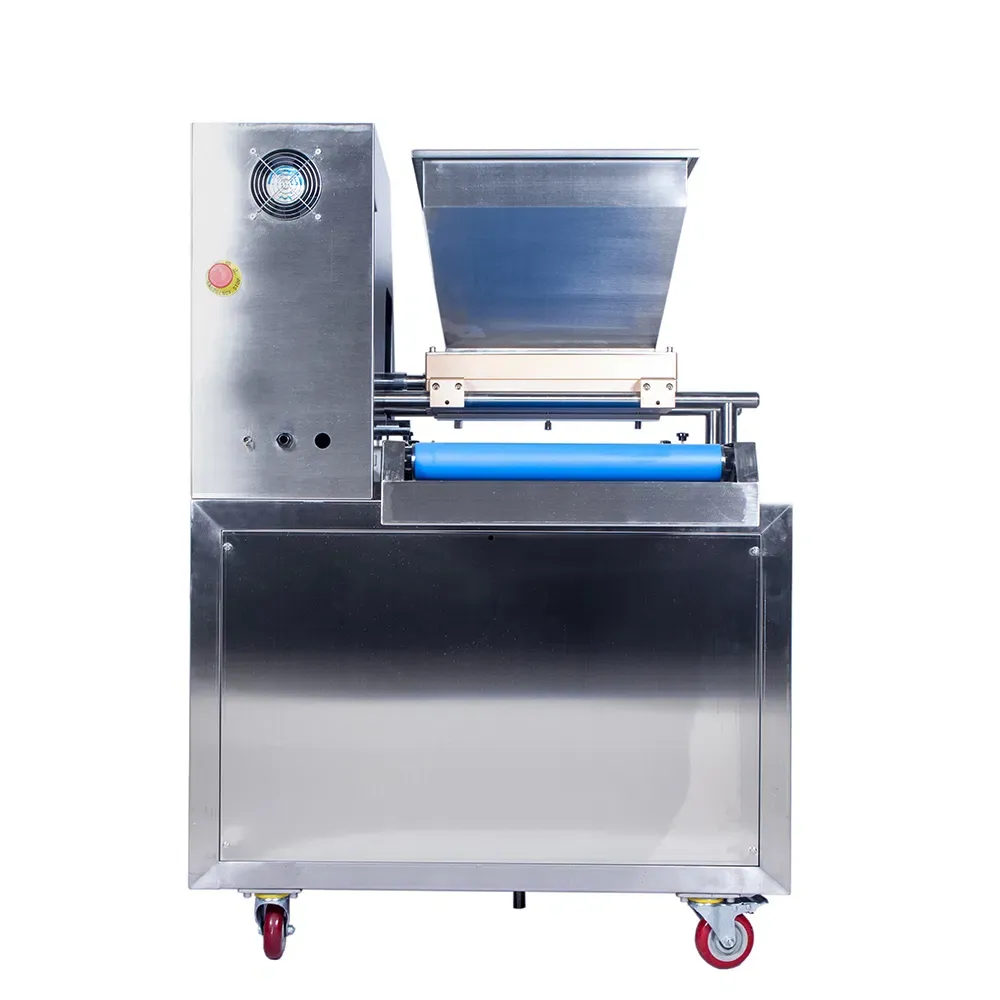 Профессиональная машина для наполнения тортов и хлеба с кремом 6